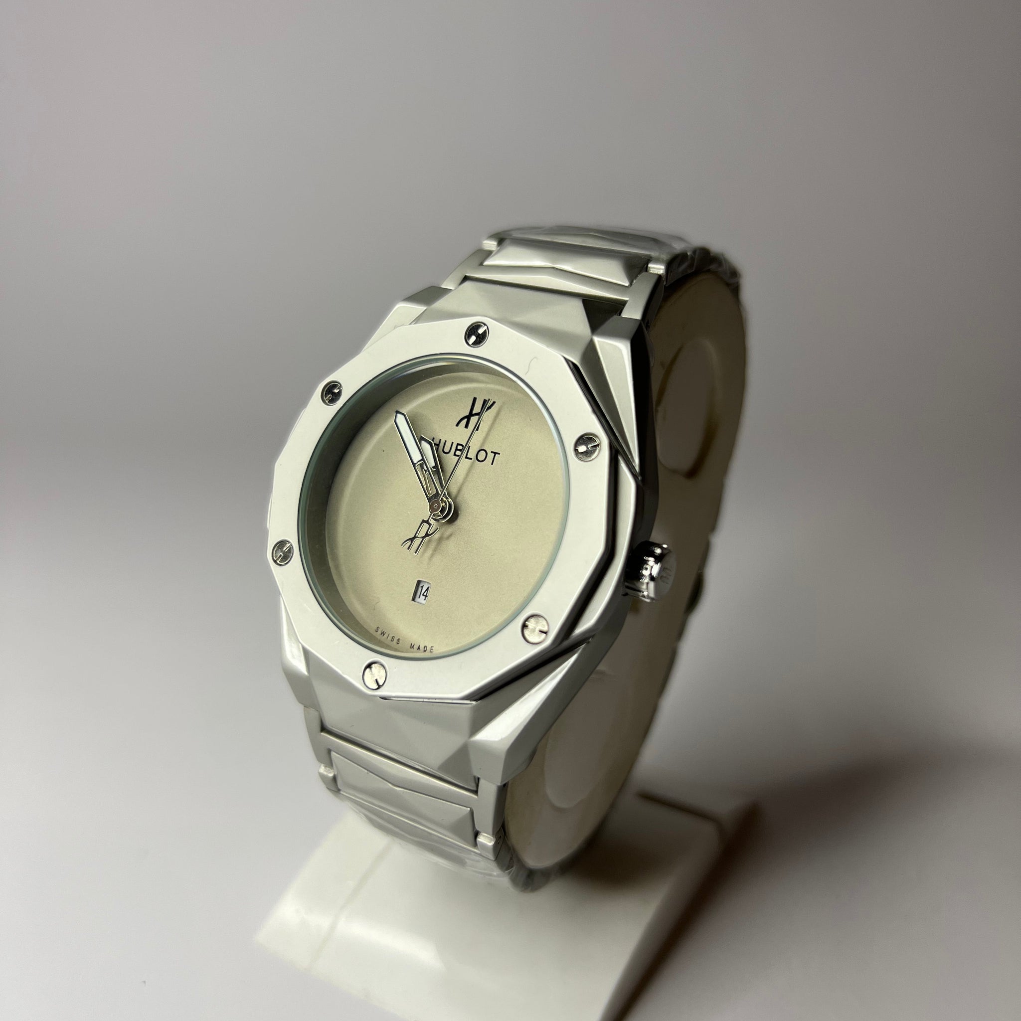 HB Diamond Cut with White Dial