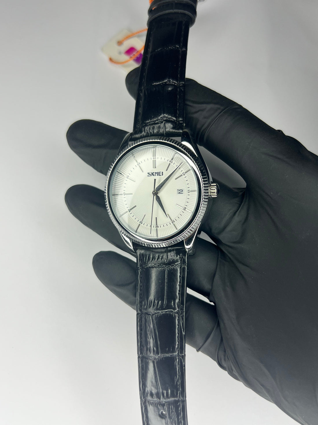 Skemi in White Dial | Black Strap