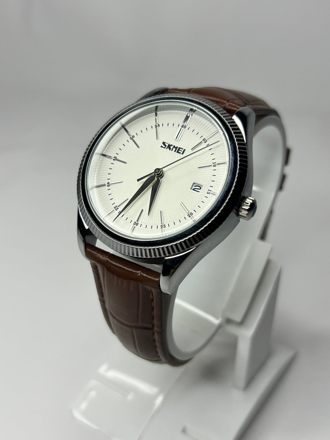Skemi in Brown Strap | White Dial