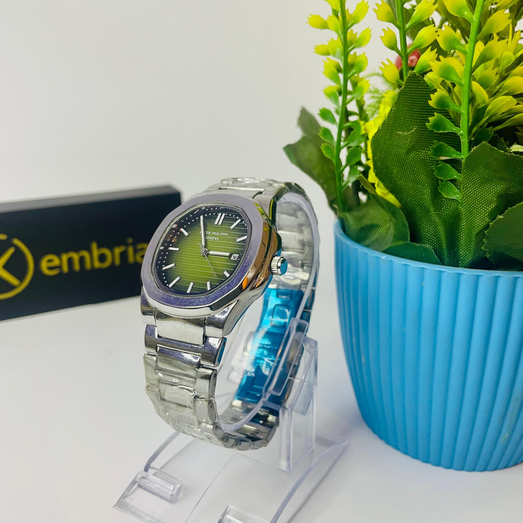 Patik phillipe with Green Dial